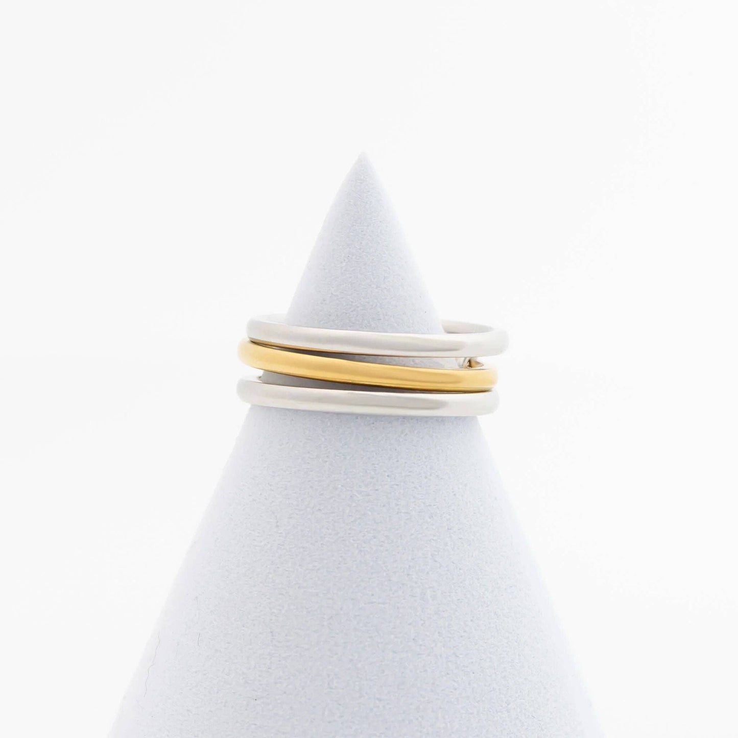 18K Gold Stainless Steel Mixed Metal Triple Intertwined Ring: Mixed Metal / 8