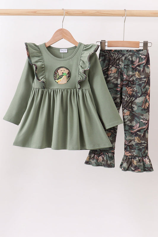 Camouflage dog hunting applique ruffle pants set