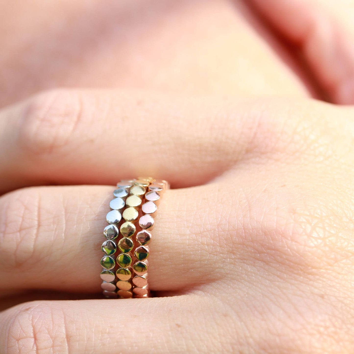 Flat Circle Stacking Ring: Gold / 6