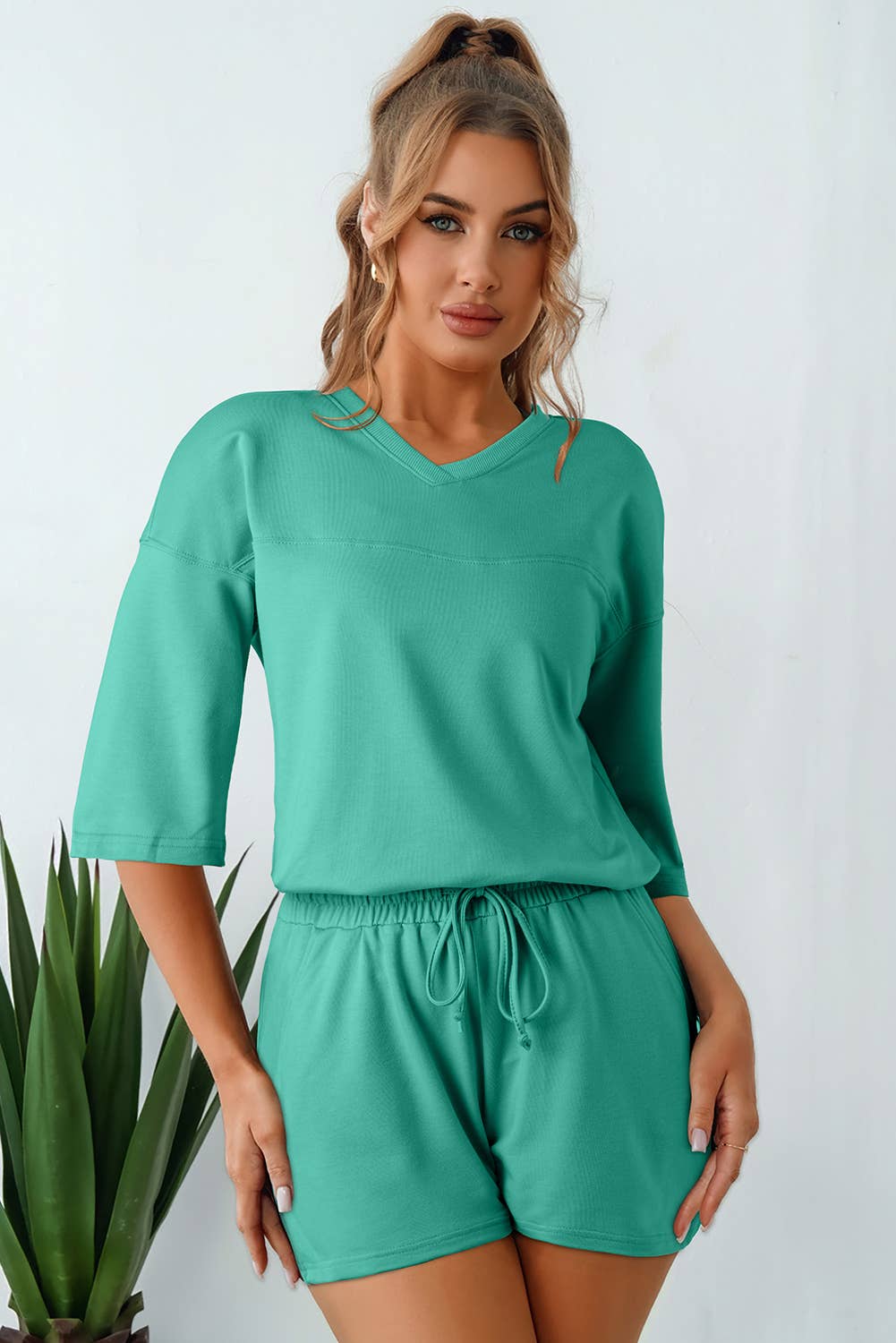 Solid Loose V-Neck Half Sleeve Tee and Shorts Set: Green / Missy / L